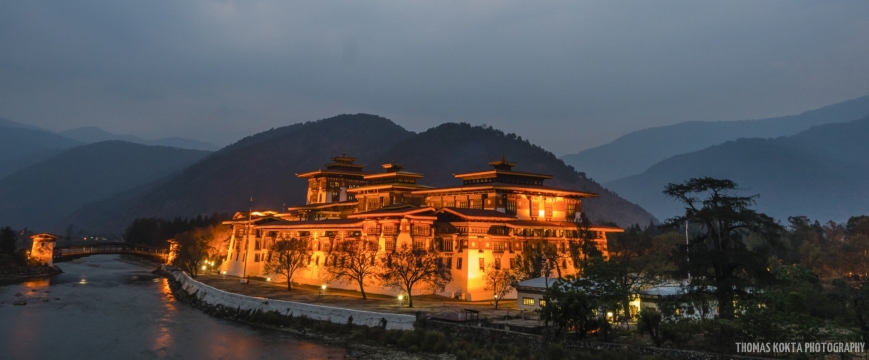 O-BE_Thomas-Kokta_Dzong-Bhutan-scaled